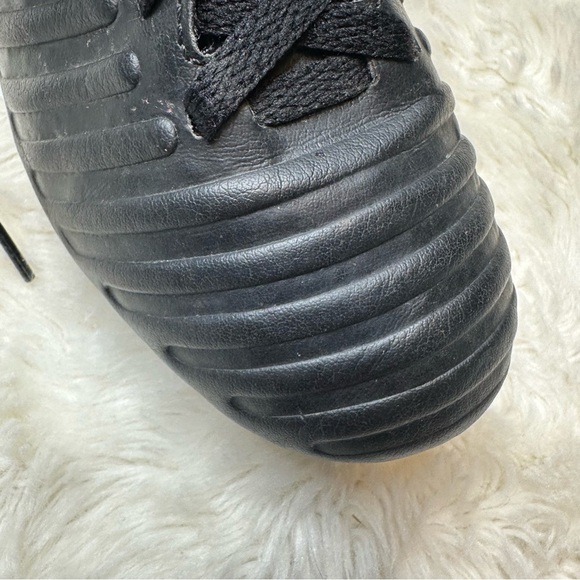 Nike Tiempo Rio 4 Cleats Black & White Size 1 - Picture 16 of 16